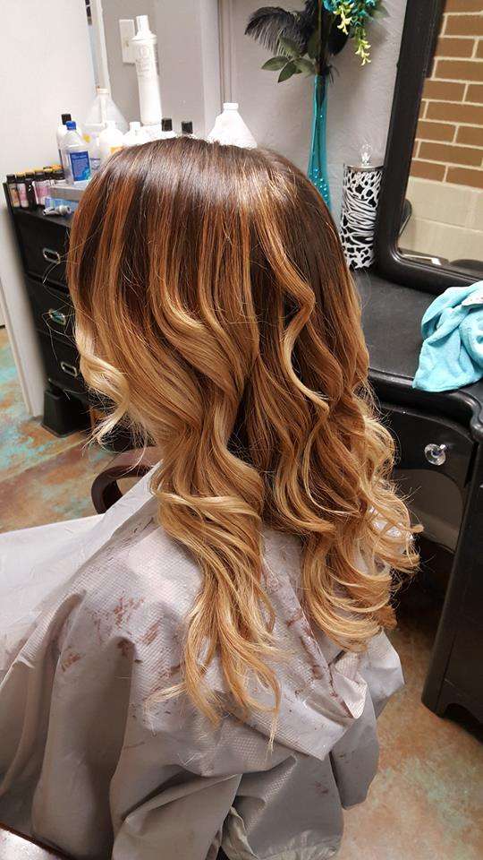 The Colour Parlor @ the hair lodge | 25435 FM2978, Tomball, TX 77375, USA | Phone: (936) 828-0515