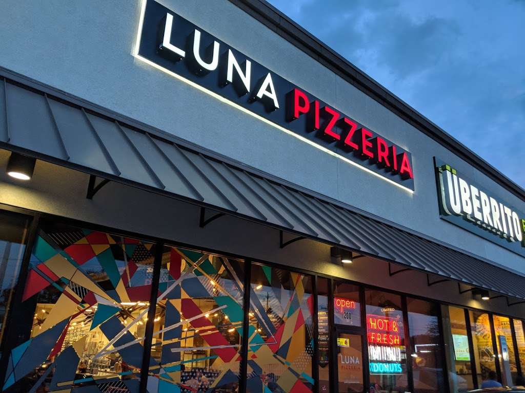 Luna Pizzeria | 7705 Westheimer Rd Ste 200, Houston, TX 77063, USA | Phone: (281) 974-1818