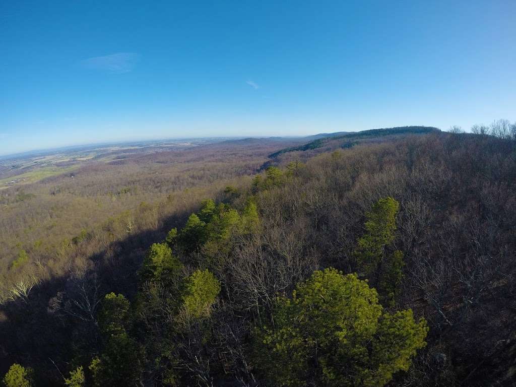 Applachian Trail Access Point | Pine Grove Rd, Bluemont, VA 20135, USA