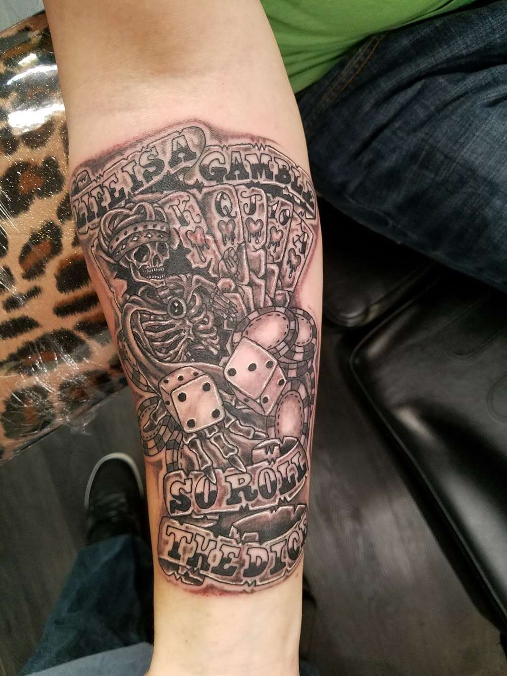 Red Octopus Tattoos | 1654 Solomons Island Rd S, Prince Frederick, MD 20678, USA | Phone: (410) 535-9095