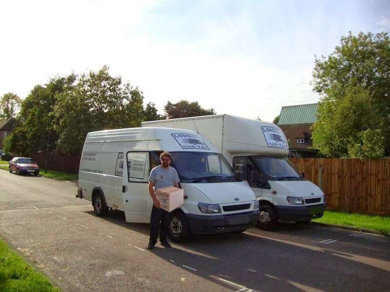 Bayswater Man Van | Elmstead Court, 71-81 Elmstead Ave, London HA9 8NR, UK | Phone: 020 8248 5317