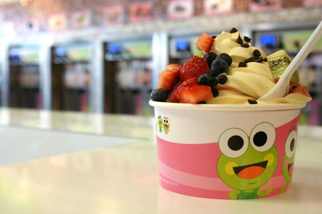 Sweet Frog | 3341 Corridor Marketplace, Laurel, MD 20724 | Phone: (301) 604-4011