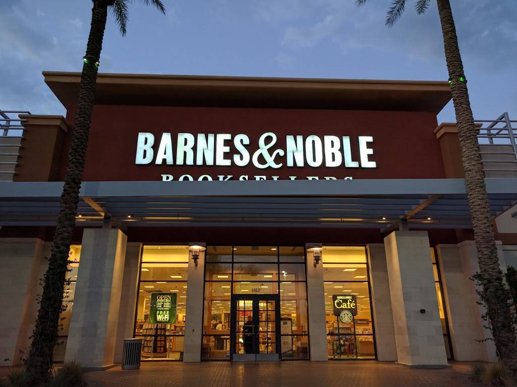 Barnes & Noble | 2000 E Rio Salado Pkwy #1032, Tempe, AZ 85281, USA | Phone: (480) 894-6954