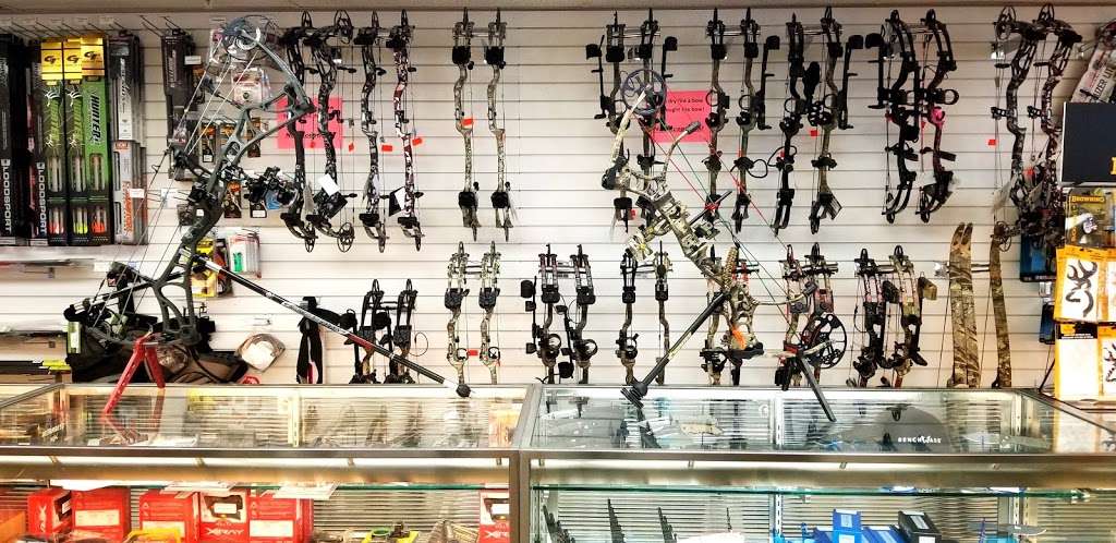 Hook, Line & Sinker Archery Department | 3100 Main St #260, Oakley, CA 94561 | Phone: (925) 625-2441 ext. 19