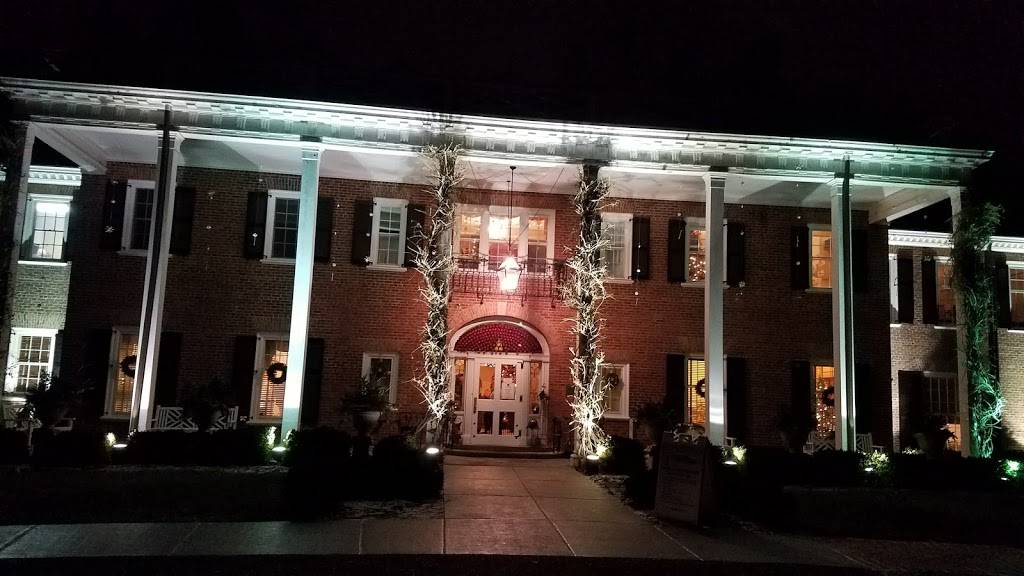 Wildwood Manor House | 5100 Central Ave, Toledo, OH 43615, USA | Phone: (419) 407-9844