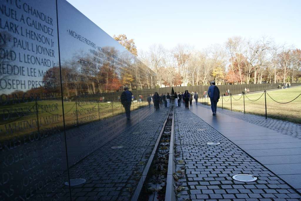 Vietnam Veterans Memorial | 5 Henry Bacon Dr NW, Washington, DC 20245, USA | Phone: (202) 426-6841