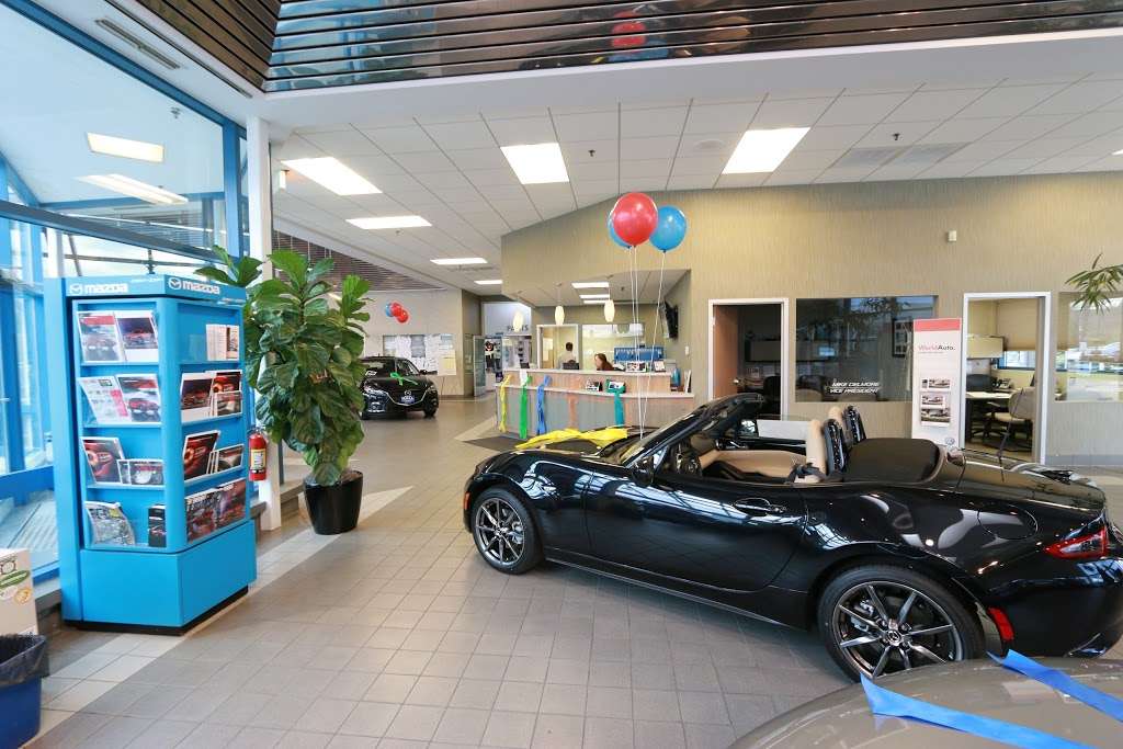 Hall Volkswagen | 19809 W Bluemound Rd, Brookfield, WI 53045, USA | Phone: (262) 782-5300