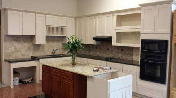 Kitchen Remodeling Kitchen cabinets and Granite Counter Top | 11131 W Little York Rd Suite E, Houston, TX 77041 | Phone: (281) 760-3840