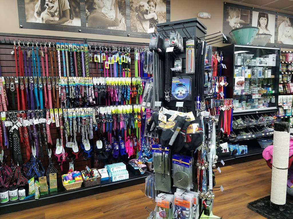 Pet Valu | 141 Bridgeton Pike Ste B, Mullica Hill, NJ 08062 | Phone: (856) 223-8709