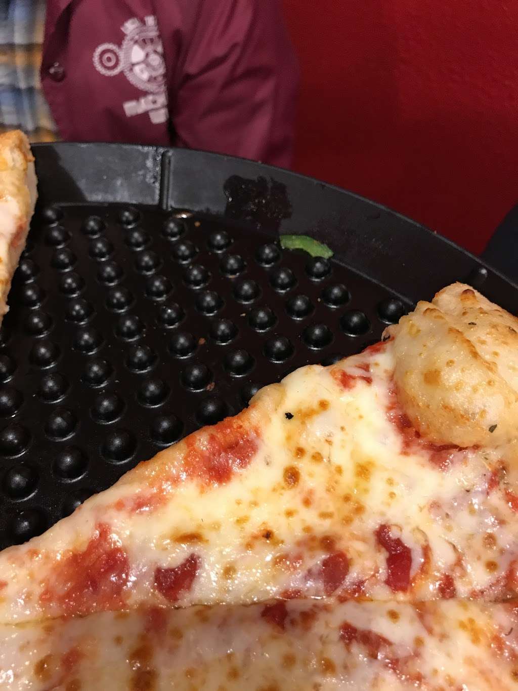 Greeks Pizzeria | 62 E Berry St, Upland, IN 46989, USA | Phone: (765) 998-8005