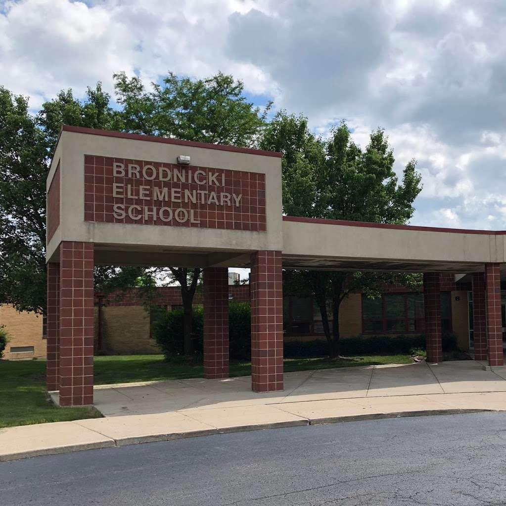Frank A Brodnicki Elementary | 8641 W 75th St, Justice, IL 60458, USA | Phone: (708) 496-8716