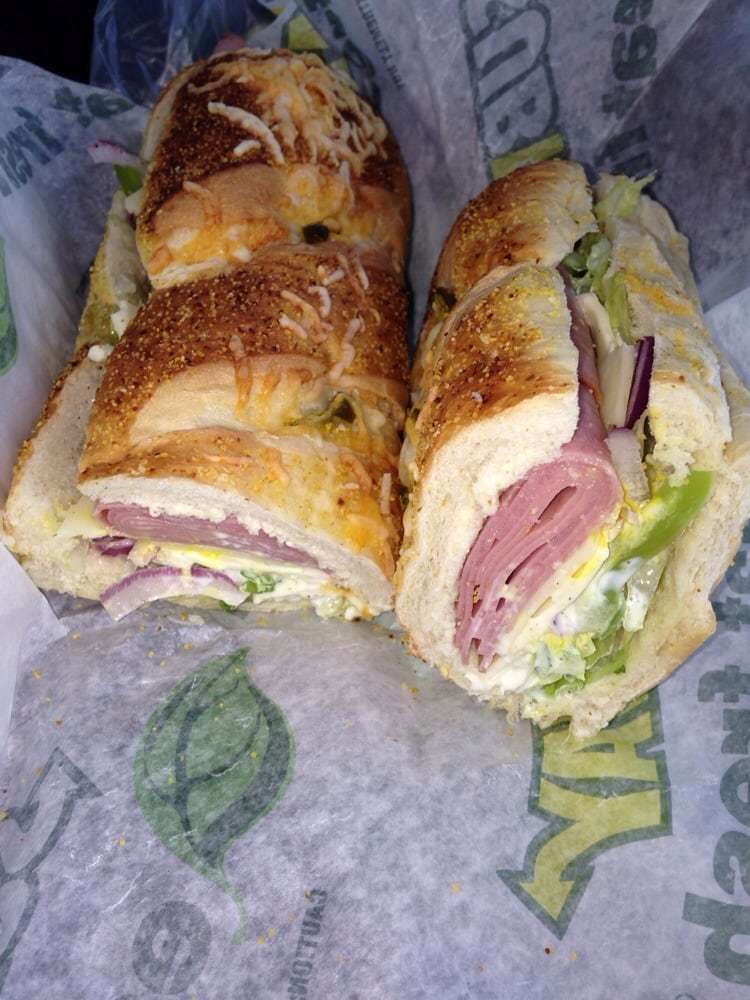 Subway Restaurants | Rebel Town & Country C-Store, 4925 Boulder Hwy B, Las Vegas, NV 89121 | Phone: (702) 454-4640