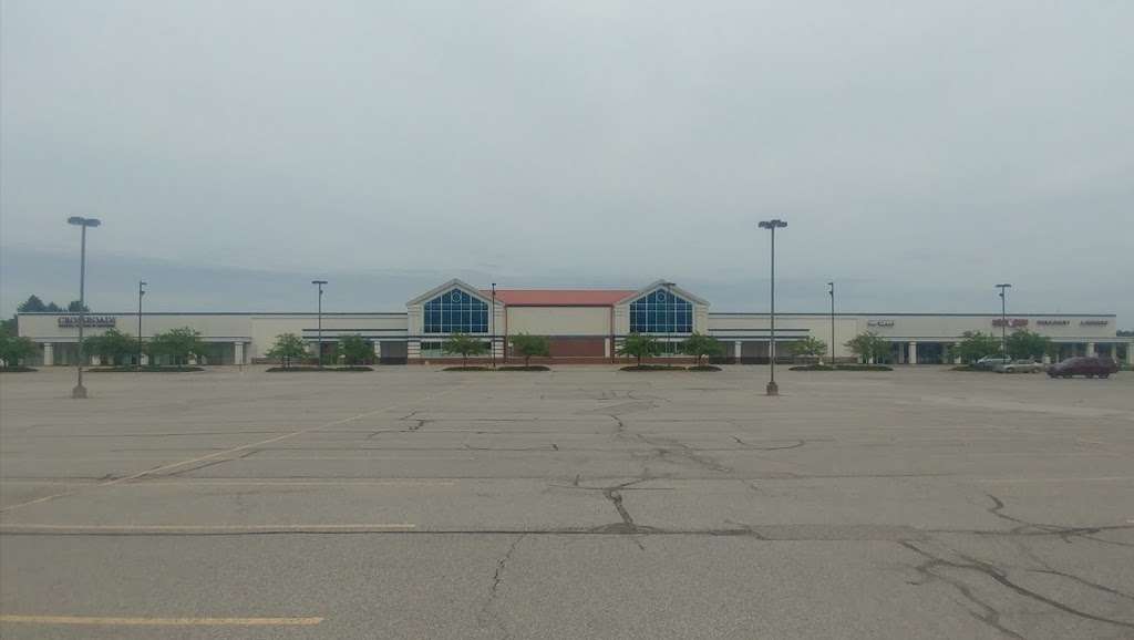 Merrill Point Shopping Center | 9101 Taft St, Merrillville, IN 46410