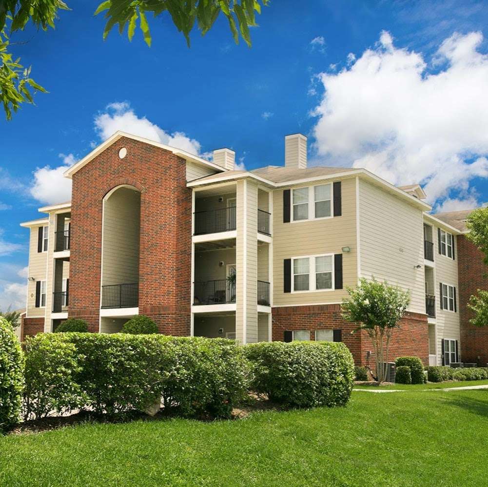 Landmark at City Park Apartments | 2201 W Orem Dr, Houston, TX 77047, USA | Phone: (281) 916-5538