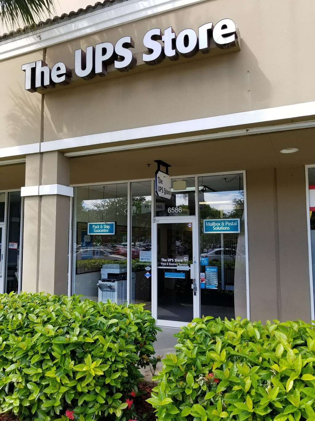 The UPS Store | 6586 Hypoluxo Rd, Lake Worth, FL 33467 | Phone: (561) 432-8890