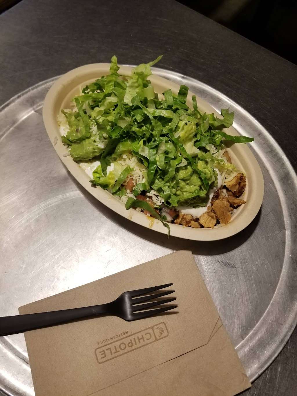 Chipotle Mexican Grill | 186 E Easton St Ste A, Rialto, CA 92376, USA | Phone: (909) 879-7807