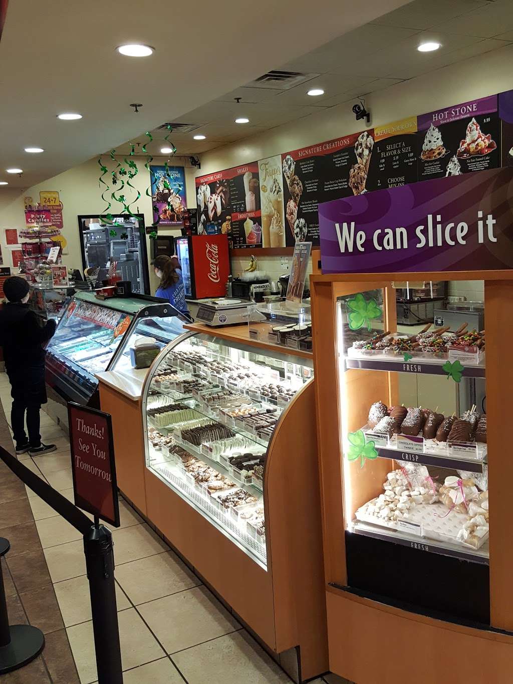 Cold Stone Creamery | 321 Mt Hope Ave, Rockaway, NJ 07866, USA | Phone: (973) 537-8200