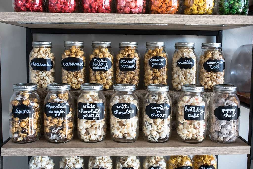 Popculture Gourmet Popcorn | 6325 Lewis St Suite 101, Parkville, MO 64152 | Phone: (816) 381-6096