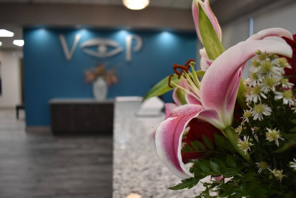 VIP Eyecare & Optical Boutique at Carillon | 12425 28th St #103, St. Petersburg, FL 33716, USA | Phone: (727) 295-0500