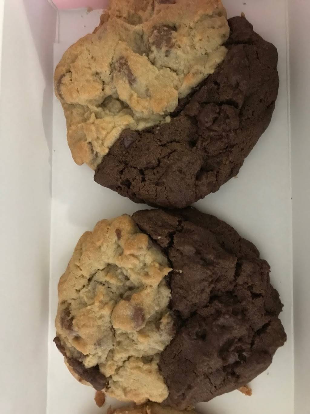 Crumbl Cookies - North East Dallas | 6186 Retail Rd Suite 110, Dallas, TX 75231, USA | Phone: (469) 342-1499