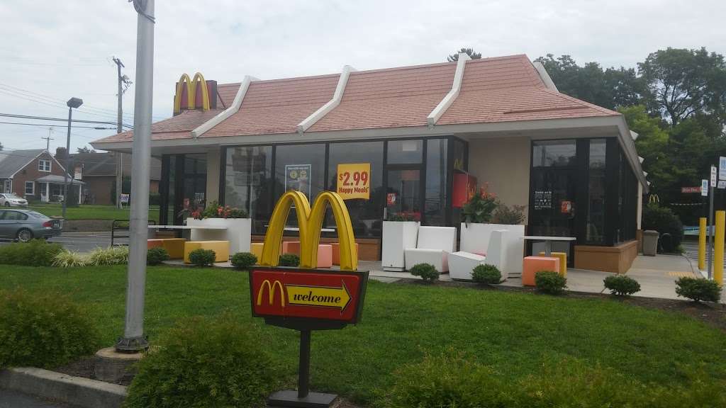 McDonalds | 950 E Patrick St, Frederick, MD 21701, USA | Phone: (301) 694-6155