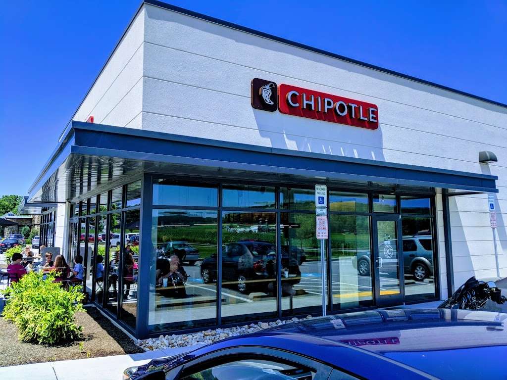 Chipotle Mexican Grill | 32 Wilson Ave, Hanover, PA 17331, USA | Phone: (717) 630-9385