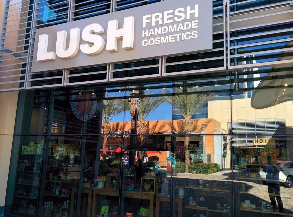 Lush | 2120 Festival Plaza Dr, Las Vegas, NV 89135 | Phone: (702) 869-1118