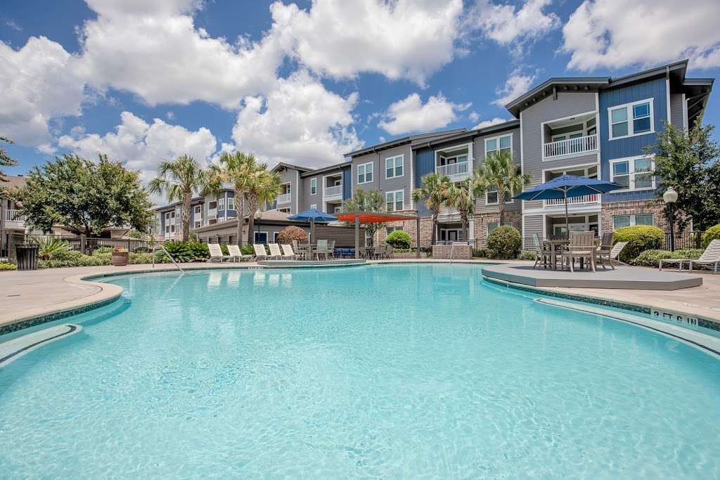 Delray Apartments | 1715 Enclave Pkwy, Houston, TX 77077, USA | Phone: (281) 623-1068