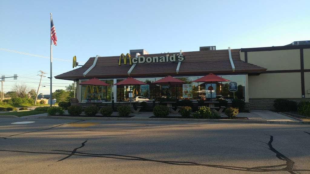 McDonalds | 1275 N Delany Rd, Gurnee, IL 60031 | Phone: (847) 244-8728