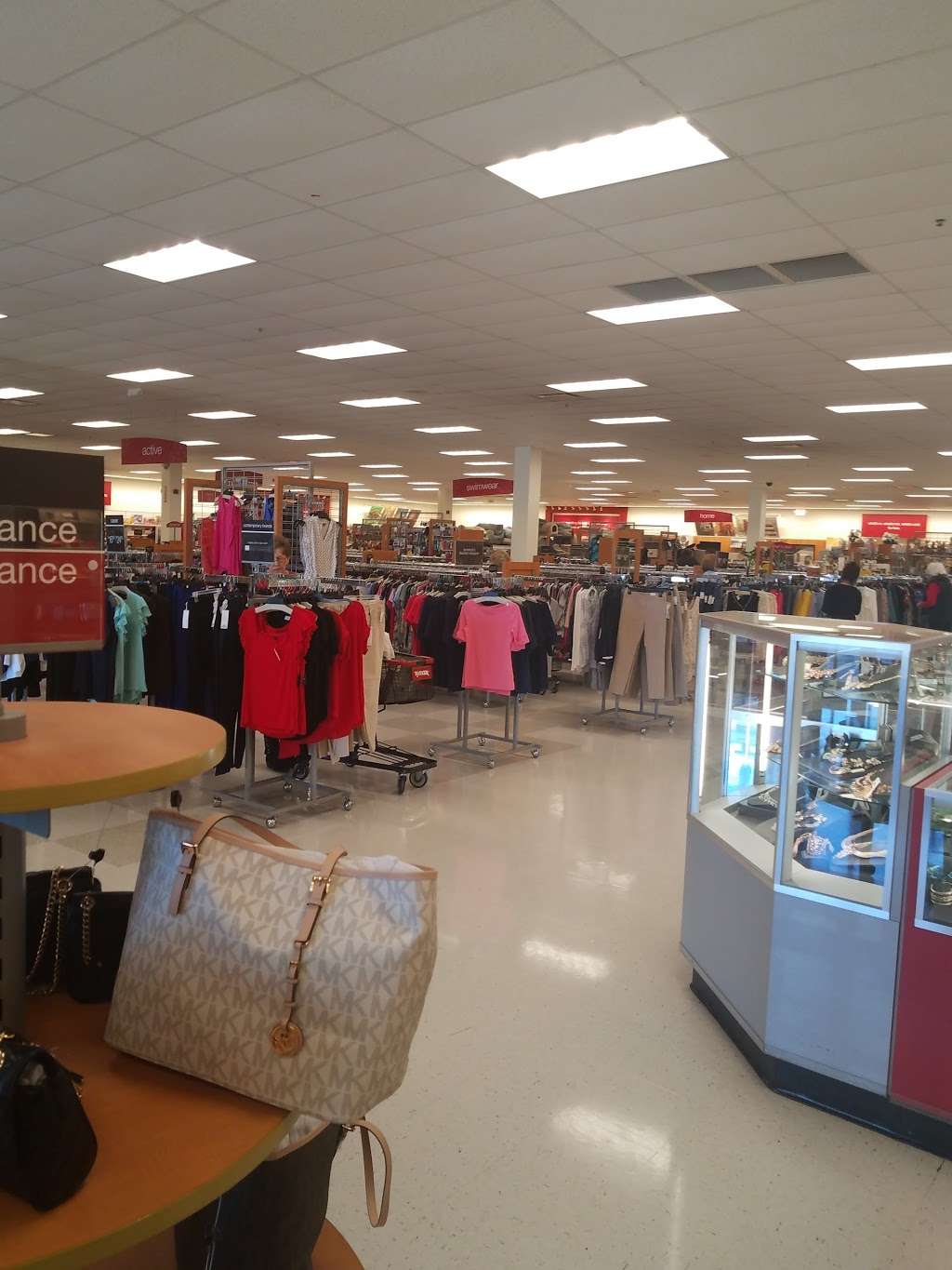 T.J. Maxx | 1874 Catawba Valley Blvd SE, Hickory, NC 28602 | Phone: (828) 322-4588