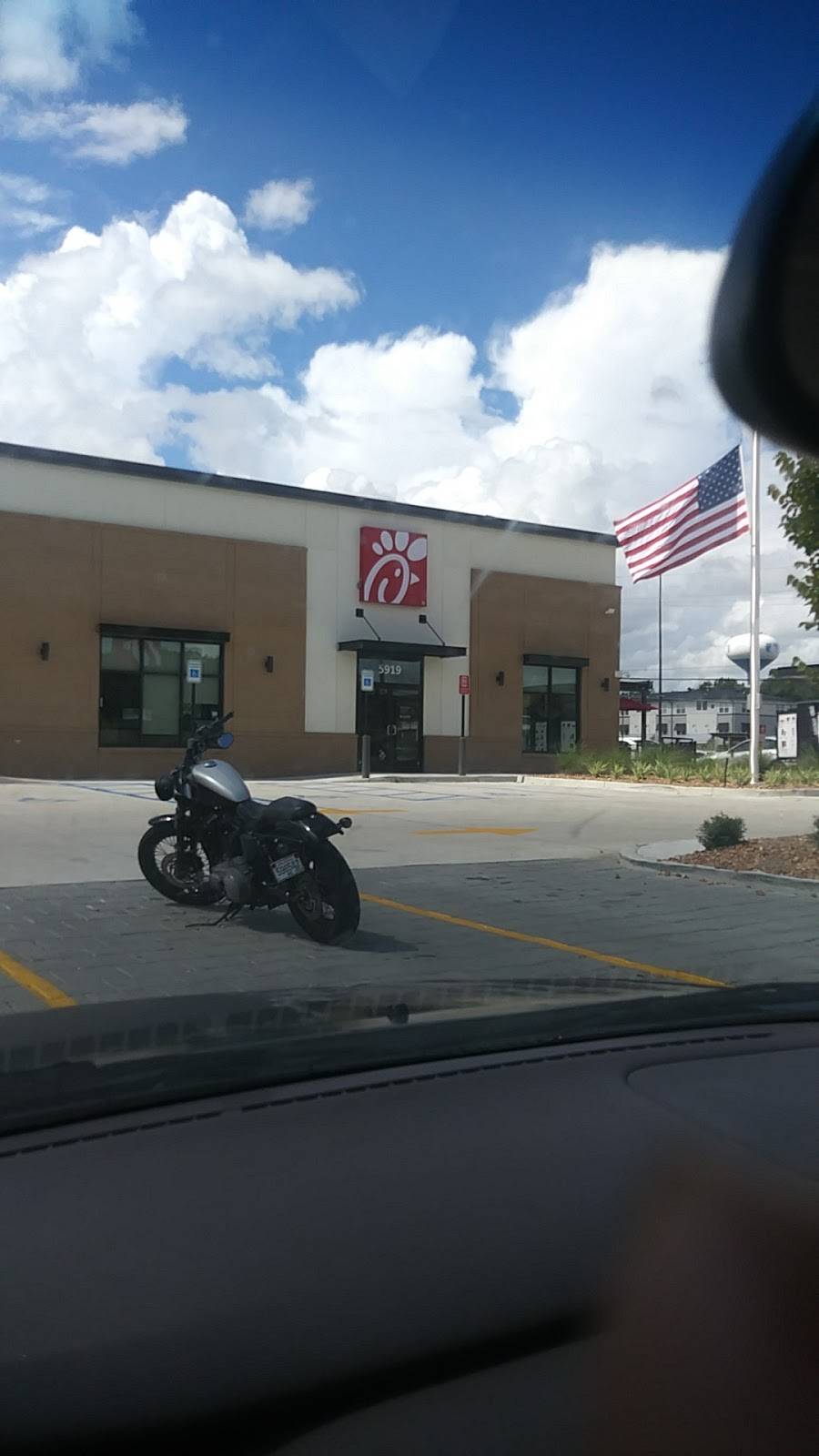 Chick-fil-A | 5919 Creek Centre Dr, Baton Rouge, LA 70820, USA | Phone: (225) 960-2566