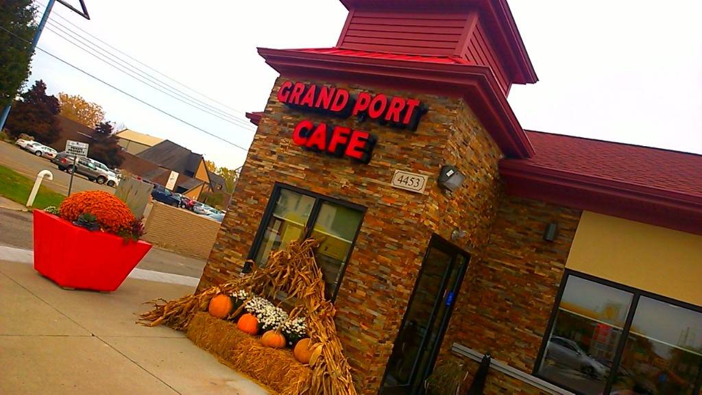 Grand Port Grill | 4453 W Jefferson Ave, Ecorse, MI 48229, USA | Phone: (313) 633-9114