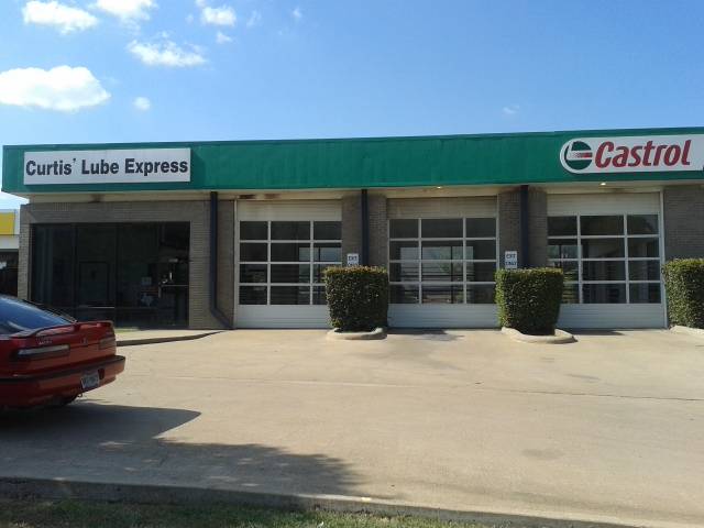 Curtis Lube Express | 2105 Brown Blvd, Arlington, TX 76006 | Phone: (817) 640-1715