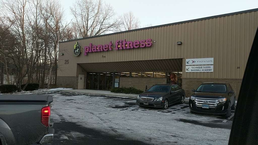 Planet Fitness | 25 Lindeman Dr, Trumbull, CT 06611, USA | Phone: (203) 372-7995