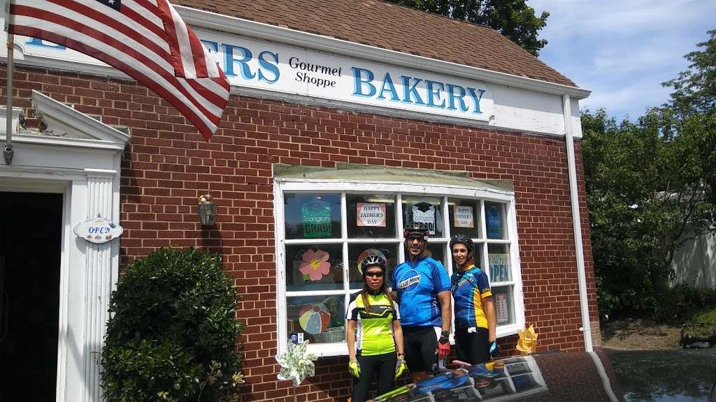 Loafers Bakery & Gourmet Shoppe | 175 Birch Hill Rd, Locust Valley, NY 11560, USA | Phone: (516) 759-9464