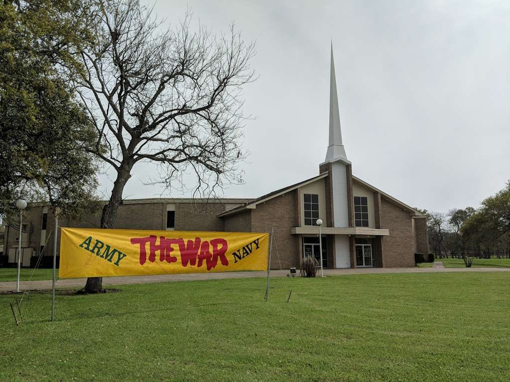First Baptist Church | 101 Brazoswood Dr, Clute, TX 77531, USA | Phone: (979) 265-2871