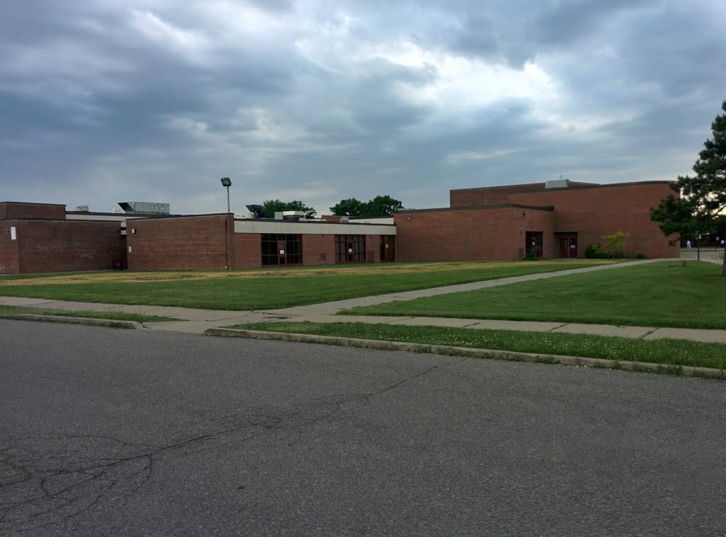 Southgate Anderson High School | 15475 Leroy St, Southgate, MI 48195, USA | Phone: (734) 246-4611