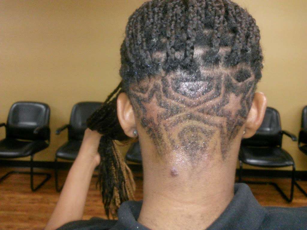 Haircuts by Dameion | 901 N Polk St Ste 335, DeSoto, TX 75115, USA | Phone: (214) 259-6895