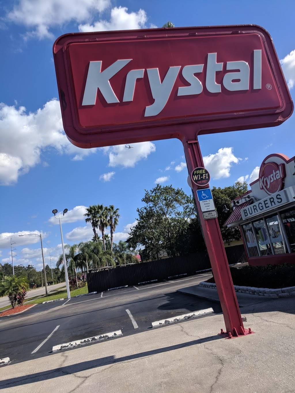 Krystal | 3634 East, Curry Ford Rd, Orlando, FL 32806, USA | Phone: (407) 898-8141