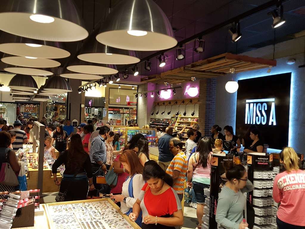 MISS A | 3000 Grapevine Mills Pkwy #424, Grapevine, TX 76051, USA | Phone: (214) 285-0161