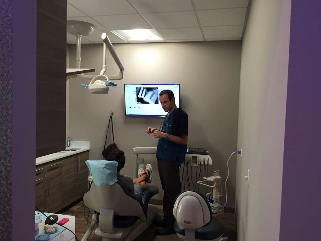 Lux Dental | 1008 E Northwest Hwy, Mt Prospect, IL 60056 | Phone: (847) 553-4301