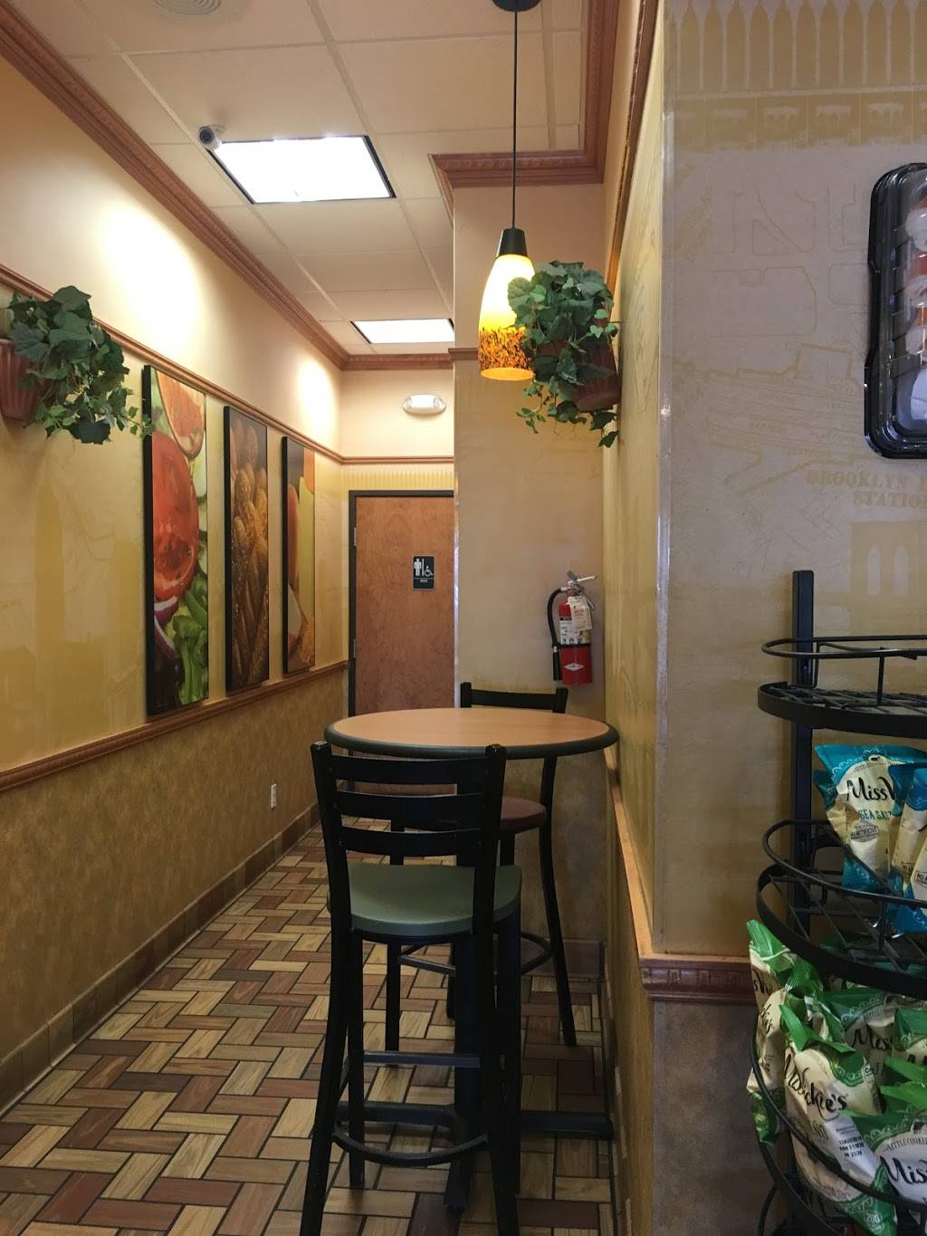 Subway | 3792 S 16th Ave Ajo And, S 16th Ave, Tucson, AZ 85713, USA | Phone: (520) 620-1511