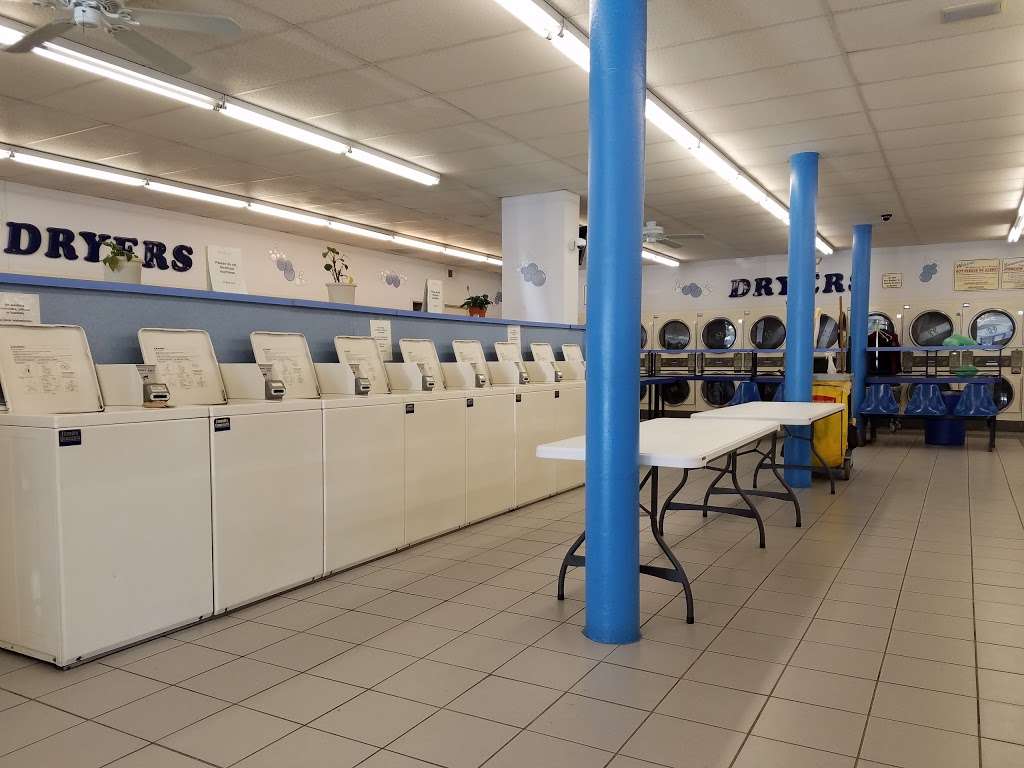 Su Lavanderia - Laundromat | 7516 W 63rd St, Summit, IL 60501, USA | Phone: (708) 496-9364