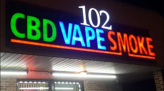 102 CBD VAPE SMOKE | 2433 E Layton Ave, Cudahy, WI 53110, USA | Phone: (414) 914-9255