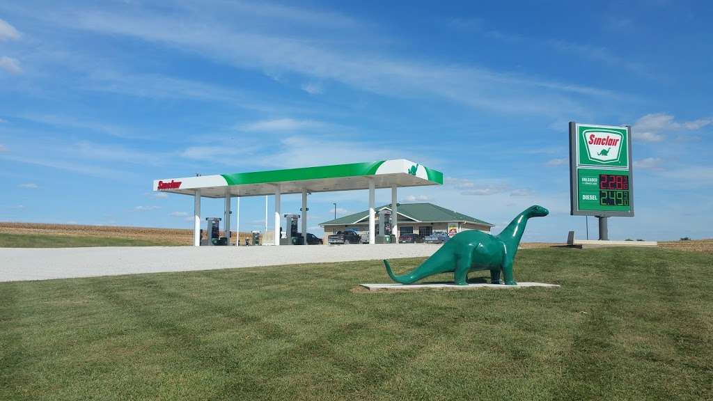 Crossroads Country Market- Sinclair Gas Station | 14060 MO-23, Alma, MO 64001, USA | Phone: (660) 674-2700