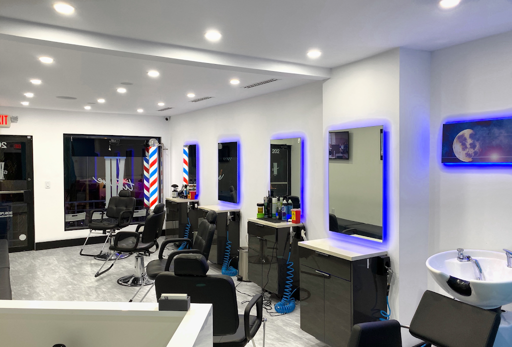 XII AM BARBERSHOP | 1059 Collins Ave suite 103, Miami Beach, FL 33139, USA | Phone: (305) 763-8141