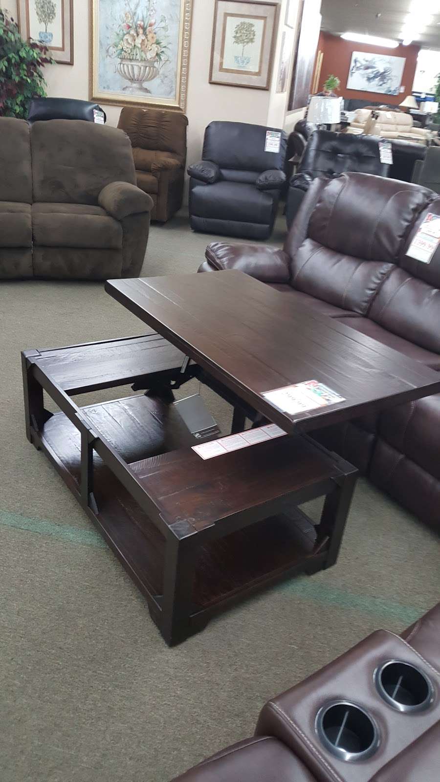 Vivians Quality Furniture | 845 E Valley Pkwy, Escondido, CA 92025, USA | Phone: (760) 738-6068