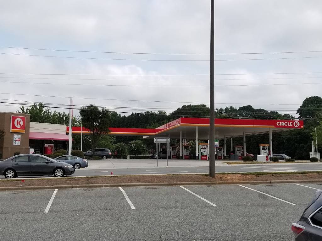 Circle K | 3701 Battleground Ave, Greensboro, NC 27410, USA | Phone: (336) 288-2541