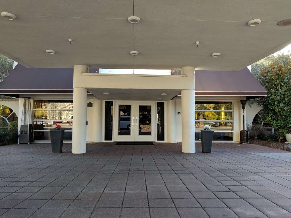 Chaminade Spa and Fitness Center | 1 Chaminade Ln, Santa Cruz, CA 95065, USA | Phone: (800) 283-6569