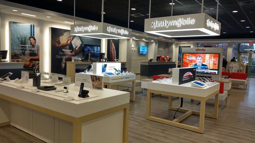 Xfinity Store by Comcast | 500 Consumer Square, Mays Landing, NJ 08330, USA | Phone: (800) 266-2278